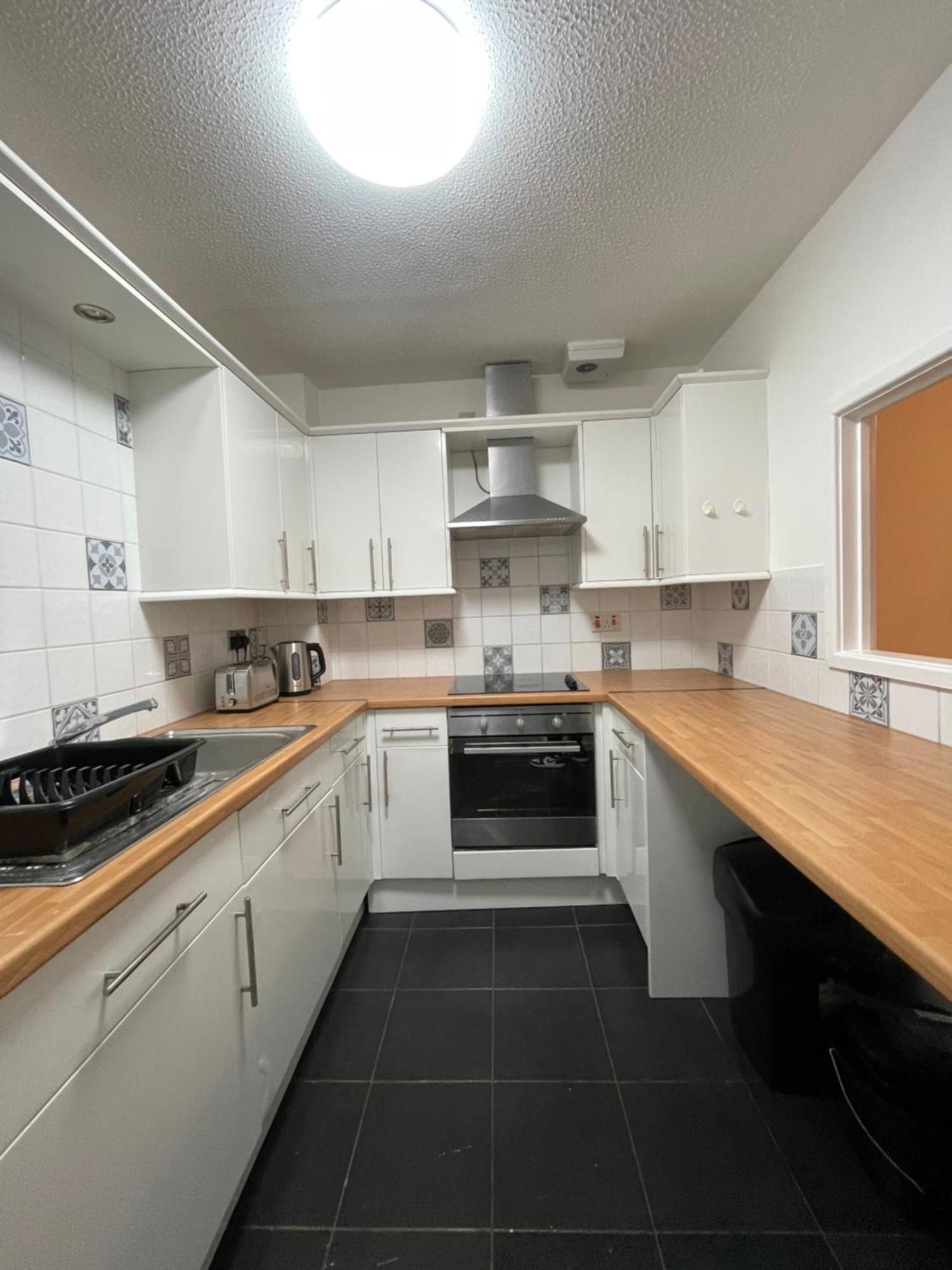 Cardiff Bay Apartment With Parking Exterior foto